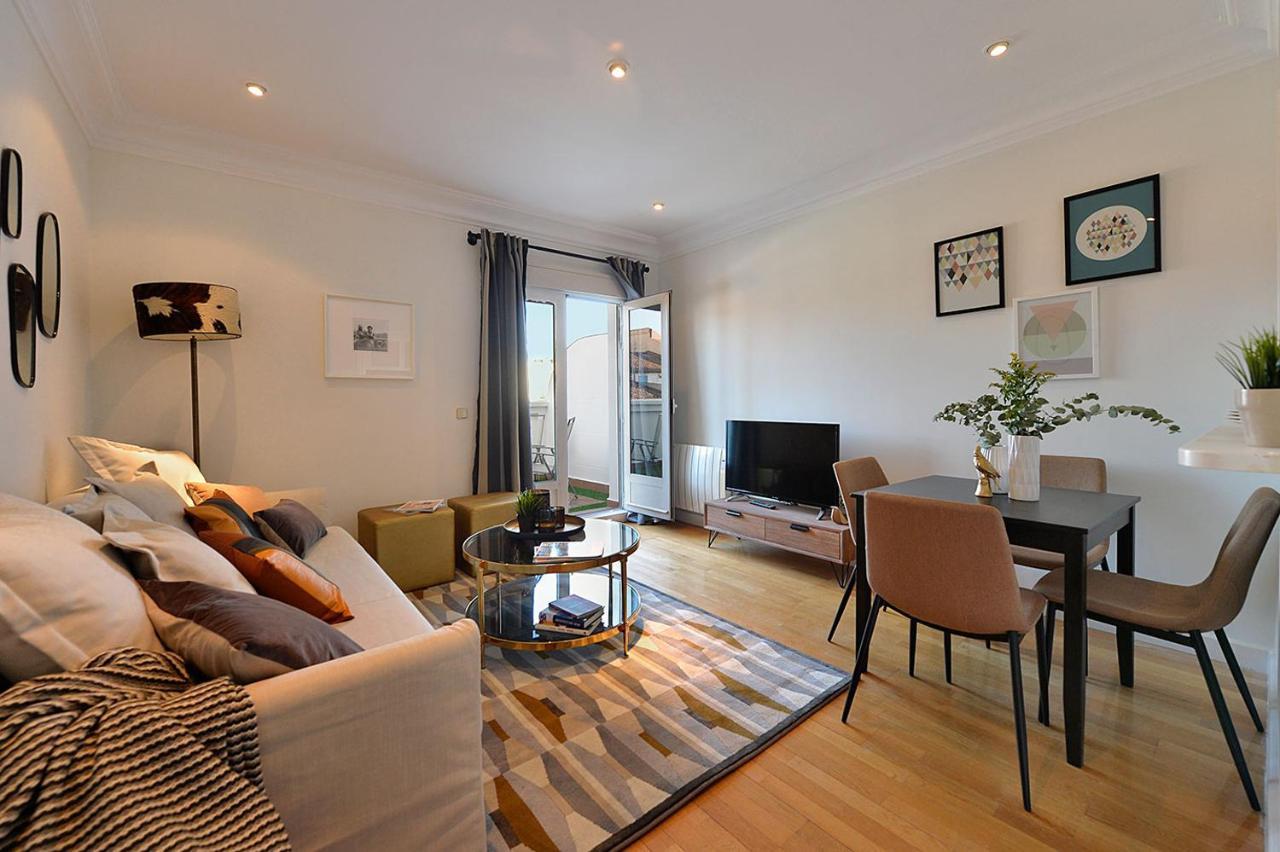 Homeabout Puerta Del Sol Premium Мадрид Екстериор снимка