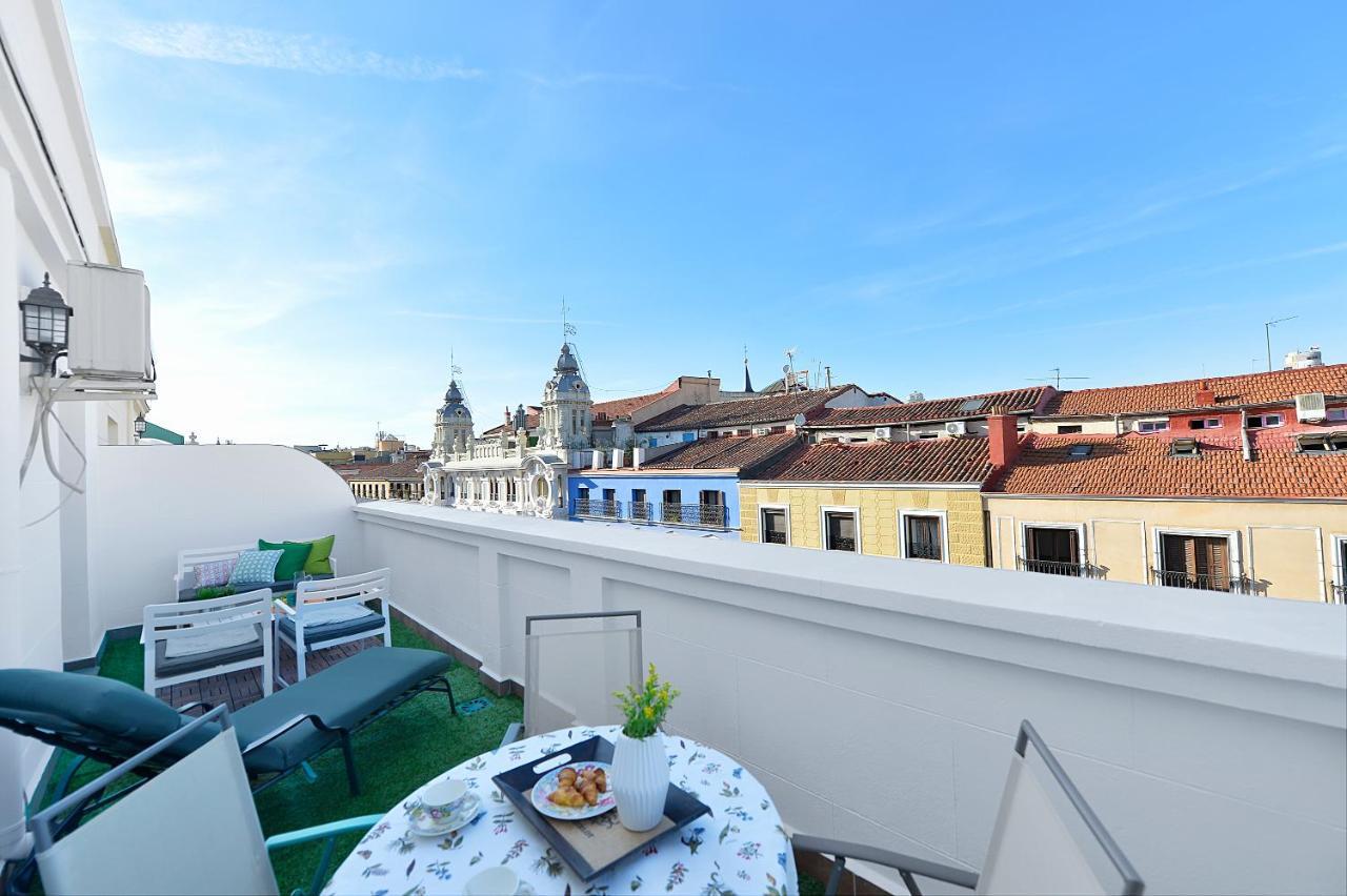 Homeabout Puerta Del Sol Premium Мадрид Екстериор снимка